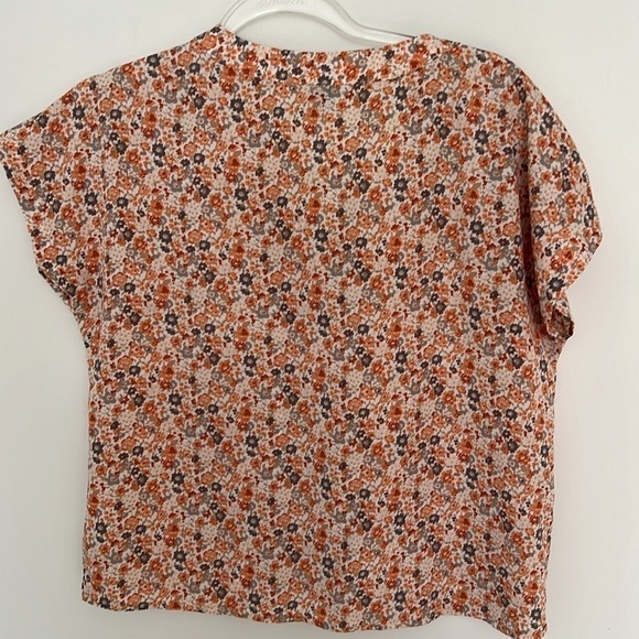 Shein Floral V Neck Short Sleeve Casual Airy Women Size Medium - Picture 2 of 6